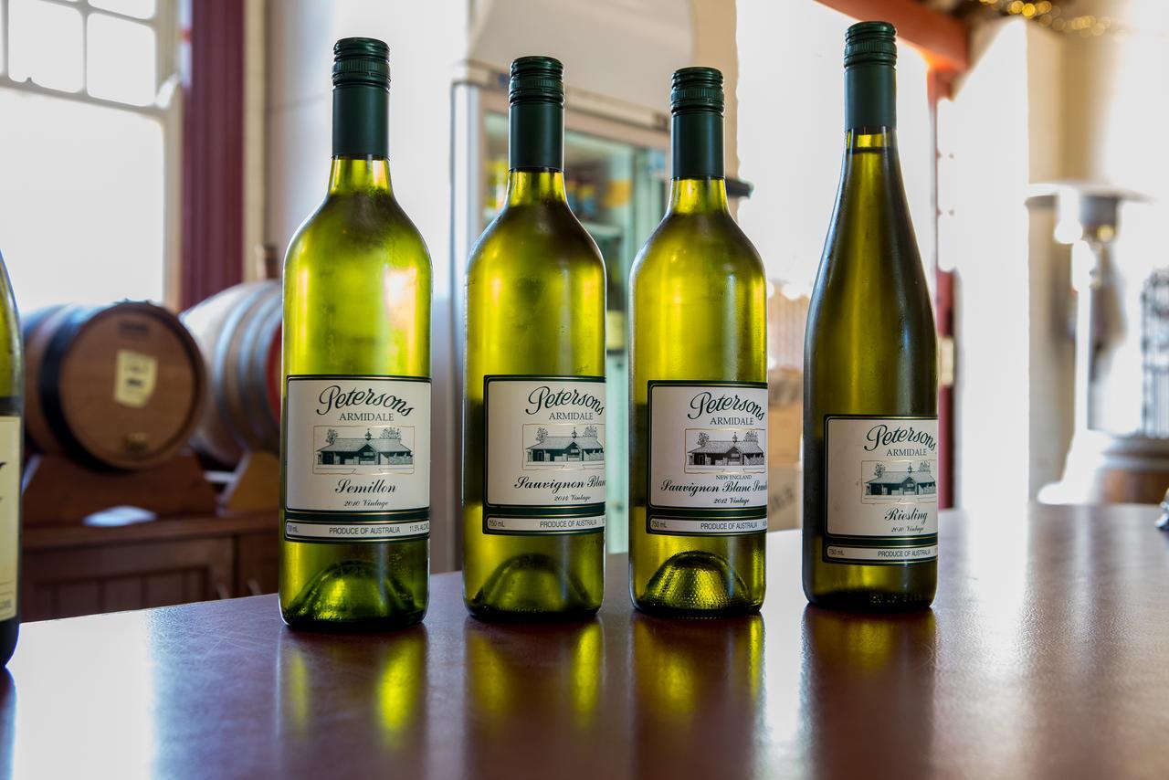 Petersons Armidale Winery And Guesthouse Εξωτερικό φωτογραφία
